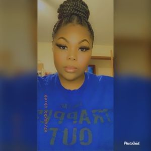 Meet your Posher, Madeline